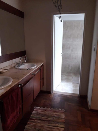 Imagen 6 de 9 de Venta Casa B° Cerro De Las Rosas, Calle Nicanor Carranza