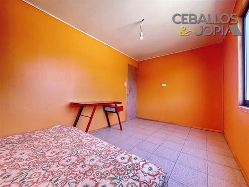Casa En Venta De 3 Dorm. En Olmué