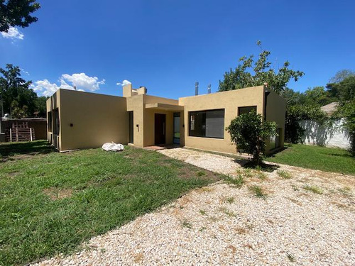 Casa En Venta 3 Ambientes En De Vicenzo Chico, Pilar, Gba Norte
