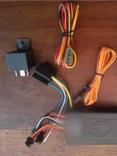Rastreador Gps Carro Tracker Sin Instalacion Solo Venta