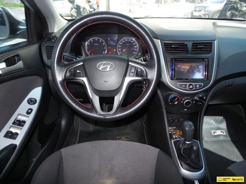 Imagen 15 de 15 de Hyundai I25 Accent Gl