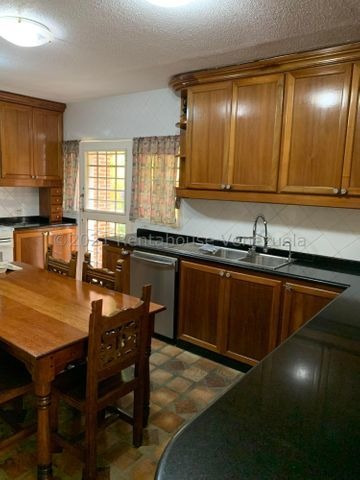 Imagen 6 de 16 de Casa En Venta En La Lagunita 21-22750 Caro Fermoso 0424-2083128