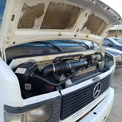 Mercedes Benz 710 Plus Con Caja