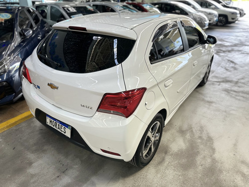 Chevrolet Onix 1.4 MPFI LTZ 8V FLEX 4P MANUAL