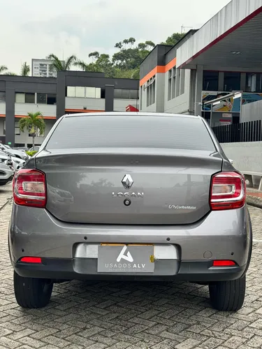 Renault Logan 1.6 Privilege / Intens