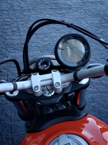Imagen 25 de 25 de Ducati Scrambler Sixty2 - No Triumph, No Royal Enfield! Gf