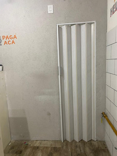Excelente Local En Esquina Alquiler Aristóbulo Del Valle Y Avellaneda Pancheria /maxi Kiosco