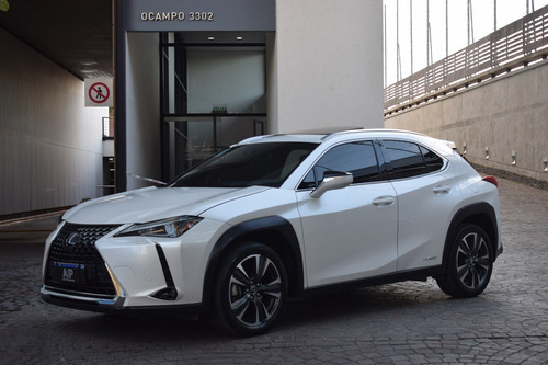 Lexus UX 250h Luxury