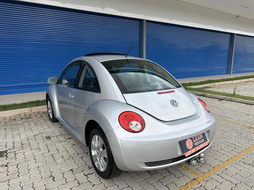 Volkswagen New Beetle 2.0 MI 8V GASOLINA 2P AUTOMÁTICO