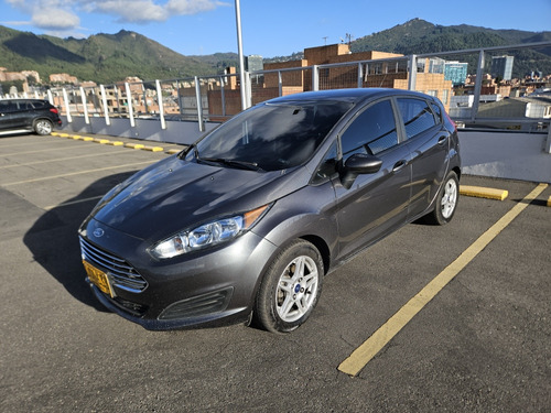 Ford Fiesta 1.6 Hatchback Se