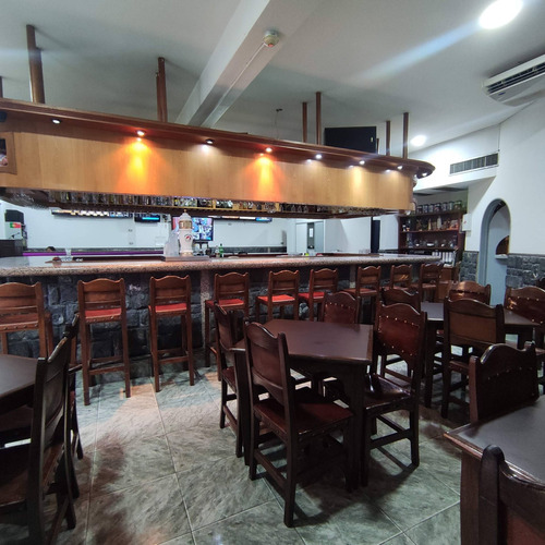 Local Comercial Y Fondo De Comercio En Venta - Baruta