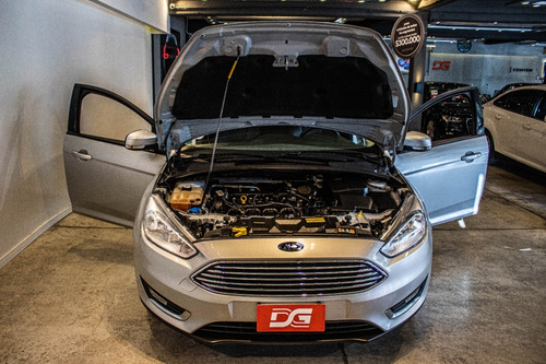 Imagen 22 de 22 de Ford Focus Se 2.0n 77.000km 2016 Gris
