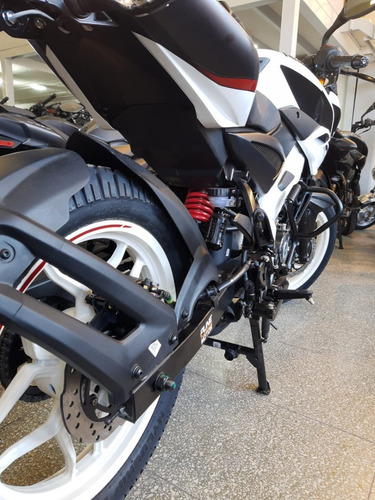 Imagen 13 de 16 de Bajaj Rouser Ns 160 0km Pune Motos Tipo Fz Cg