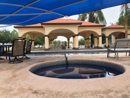 Quinta En Venta En El Saucito (el Sauz)