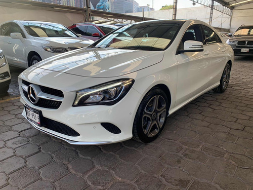 Mercedes-Benz Clase CLA 1.6 200 Cgi Sport At