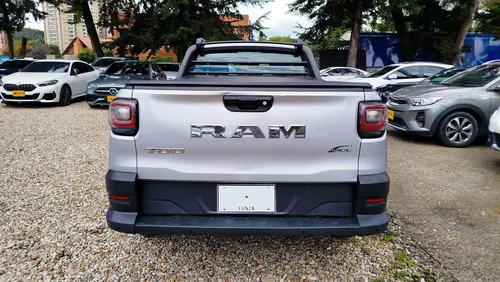RAM 700 SLT