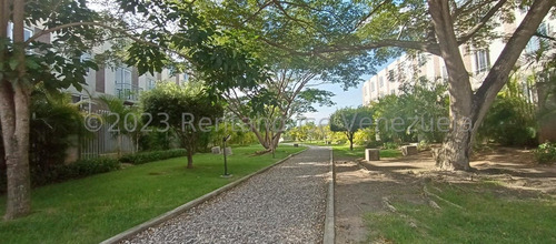 Imagen 9 de 30 de Apartamentos En Venta En Barquisimeto Lara Colinas Del Viento En El Mejor Conjunto Del Este De La Ciudad , Consta De Cocina, Área De Servicios, Recibo, Comedor, Balcón, Hab Principal Con Baño