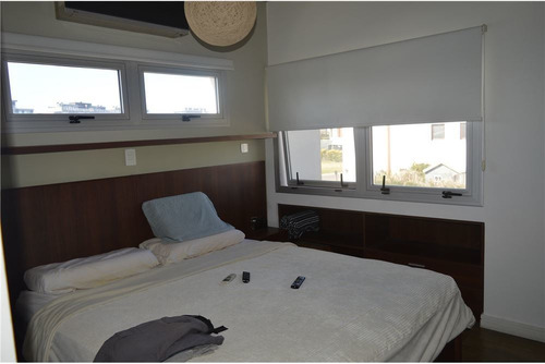 Venta Casa 5 Amb Con Pileta - Barrio Nuevo Quilmes