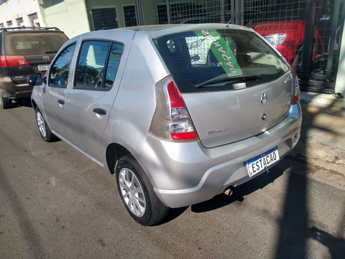 Imagem 3 de 4 de Renault Sandero