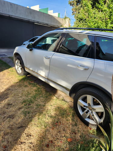 Volkswagen Touareg 3.0 V6 Tipt Tdi Climatronic 4x4 At