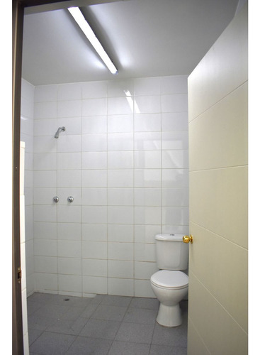 Imagen 21 de 30 de Venta Bodegas Industriales 493,77 M2 Con Oficinas, Panameri