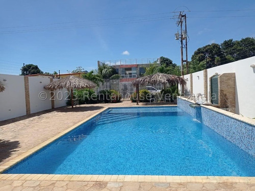 Hotel Buda Beach, La Mira, Playa El Agua