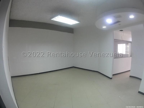 Imagen 2 de 10 de Alquiler Depósito/oficina En La Yaguara 22-23681