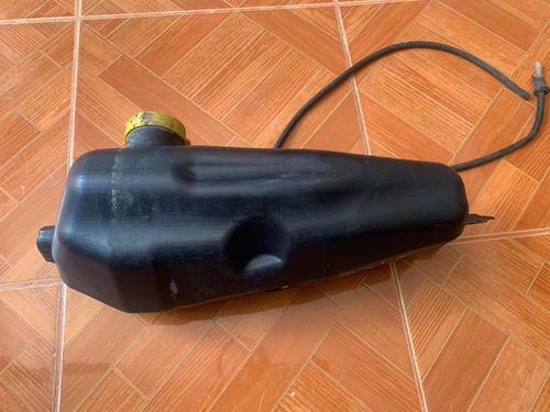 Depósito De Chisgueteros Renault Sandero Stepway (Usado)
