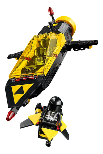 Lego Icons Blacktron Renegade 10355 - Versão de personagem em minifigura Blacktron de 1151 Pz