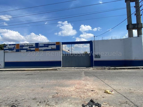 Imagen 2 de 30 de Galpon Con Terreno En Venta En La Zona Industrial 1 De Barquisimeto Rah. 23-11795 //invierta Seguro Con Rentahouse//