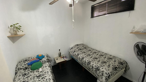 Imagen 8 de 11 de Casa - Mart.-fleming/panam.