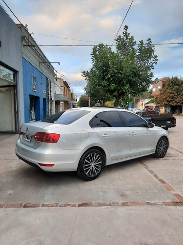 Volkswagen Vento 2.0 Sportline Tsi 200cv Dsg 2011