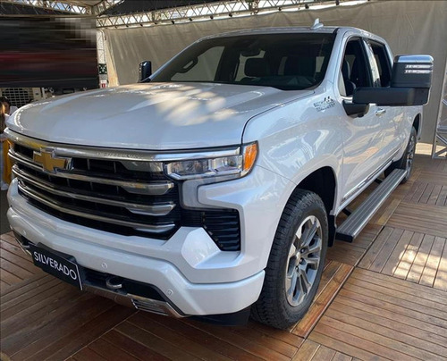 Chevrolet Silverado 5.3 High Country Cab. Dupla V8 4X4 Aut. 4P