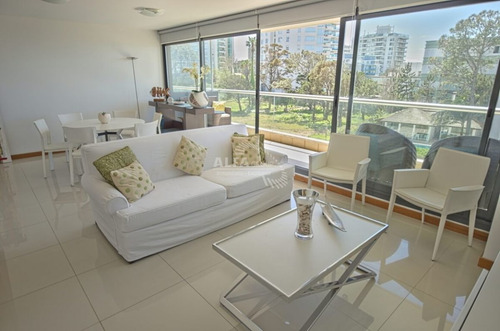 Imagen 5 de 14 de Apartamento En Venta Y Venta Anual - Playa Brava - Punta Del Este