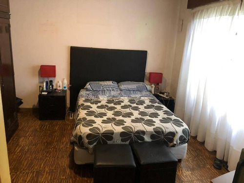 Imagen 9 de 14 de Venta Casa 3 Amb En Moron. - Falucho 764
