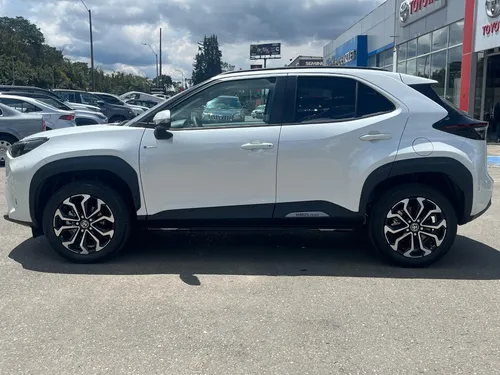 Toyota Yaris Cross 1.5 Hev Xs