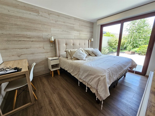 Arriendo En Santa Elena Cercano A Chicuro 3d Y 3b
