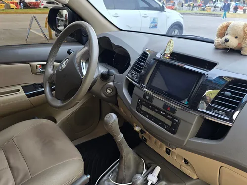 Toyota Fortuner 3.0 Srv D-4d 4x4