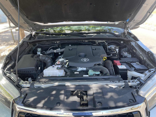 Imagen 7 de 8 de Toyota Hilux 2020 2.8 Cd Srx 177cv 4x4 At