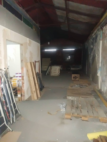 Venta Local Comercial El Silencio Frente Al Blq 6 Wsuarez