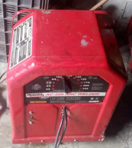 Máquina De Soldar Lincon 220