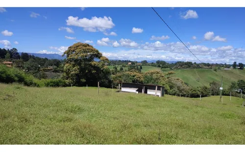 Finca Vía Rionegro La Ceja (quirama)