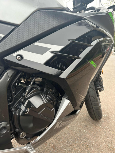 Kawasaki Ninja 300