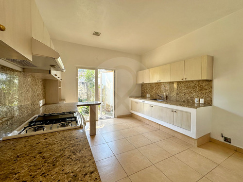 Casa En Condominio En Renta En San Bartolo Ameyalco