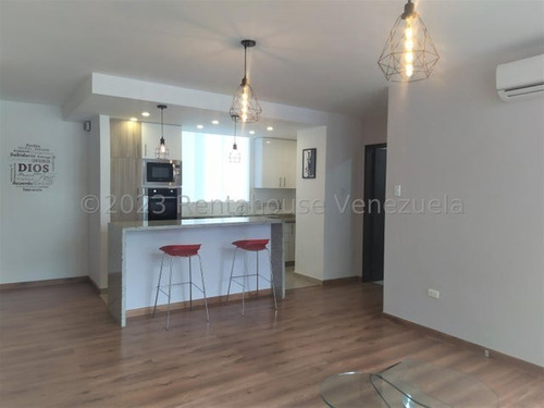 Imagen 4 de 17 de Apartamento En Alquiler Los Palos Grandes 23-18141 Lr