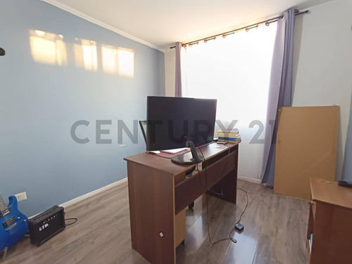 Se Vende Casa 3 Pisos, El Hualle Sur, La Florida