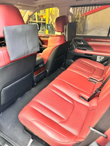 Lexus LX 5.7 570