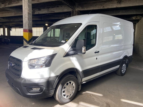 Imagen 4 de 16 de Ford Transit Furgon Medio Techo Elevado 0km