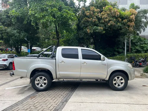 Toyota Hilux 2.5 Imv 4x2