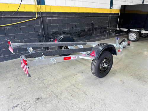 Carretinha Para Jet Ski Galvanizada Com Eixo Torção Mariner